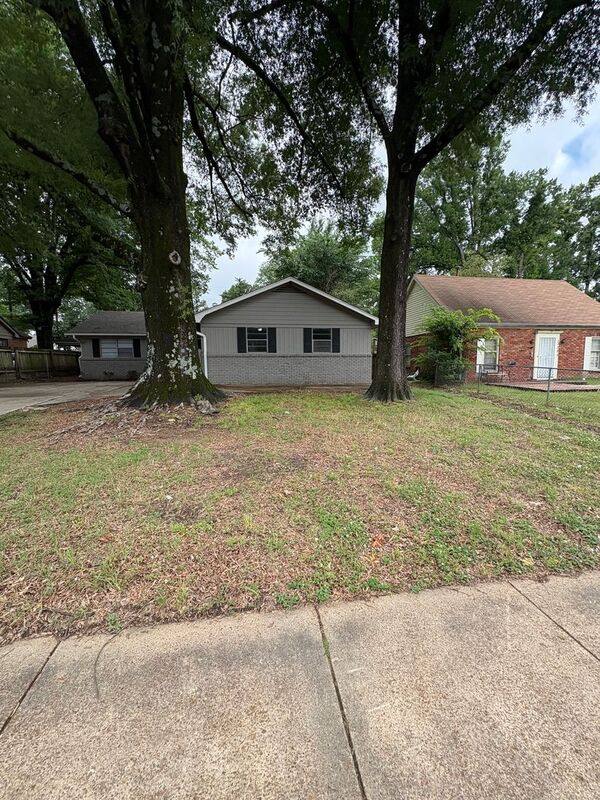 House for rent at 3293 S Perkins Rd, Memphis, TN 38118