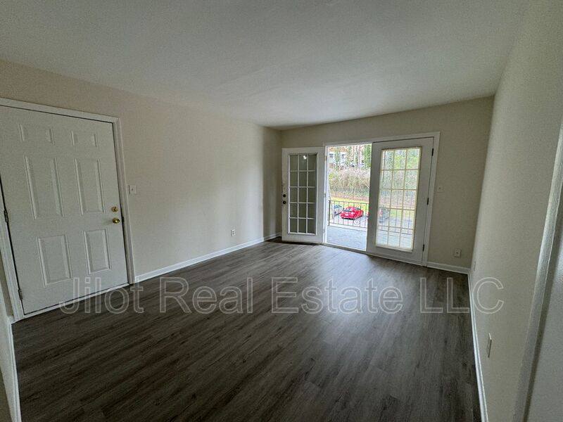 Apartment for rent at 2711 Fairlee Dr #B5, Decatur, GA 30032