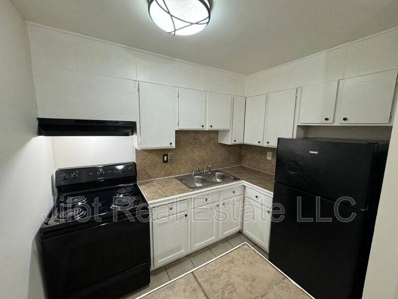 Apartment for rent at 2711 Fairlee Dr #B5, Decatur, GA 30032