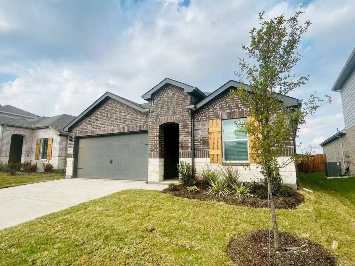 House for rent at 3431 Rendezvous Way, Sherman, TX 75090