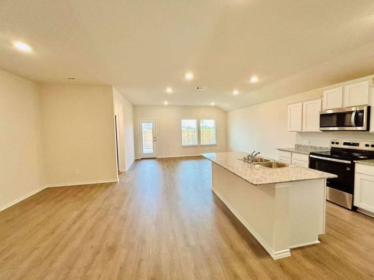 House for rent at 3431 Rendezvous Way, Sherman, TX 75090