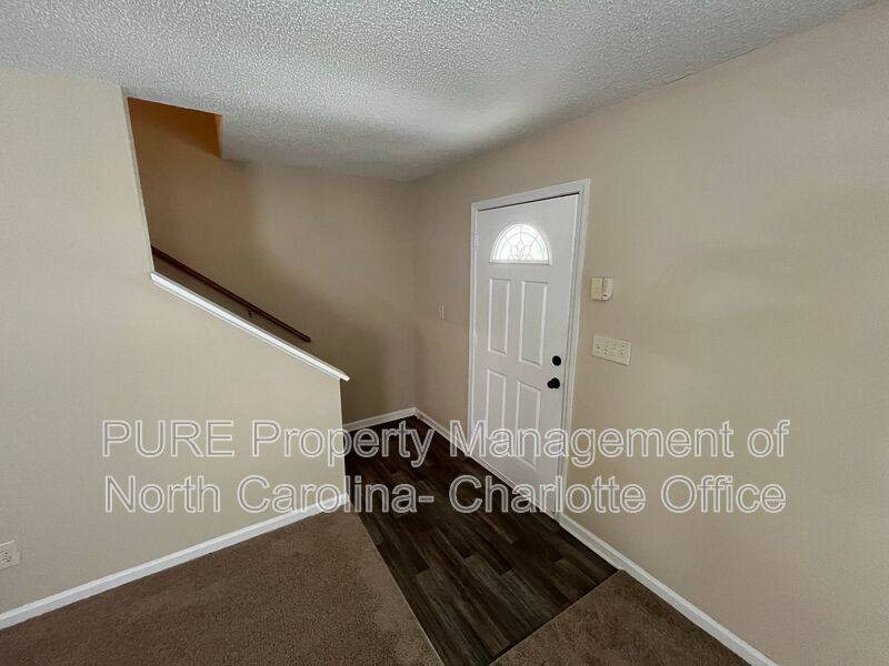 House for rent at 10636 Greatford Court, Charlotte, NC 28215