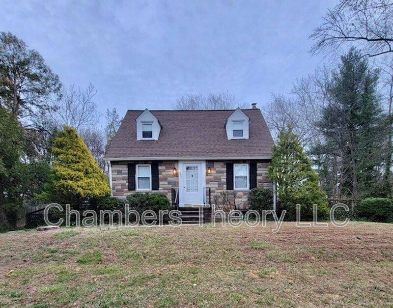 House for rent at 8221 Mount Vernon Highway, Alexandria, VA 22309
