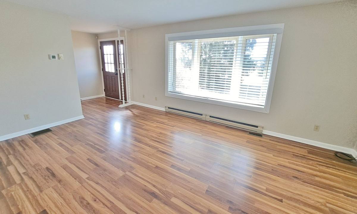 House for rent at 903 Old Carlisle Rd, Aspers, PA 17304