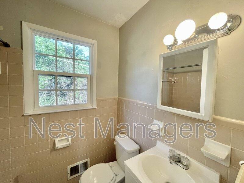 Townhouse for rent at 830 Pilot Ave, Fayetteville, NC 28303