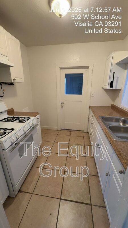 House for rent at 502 W School St, Visalia, CA 93291