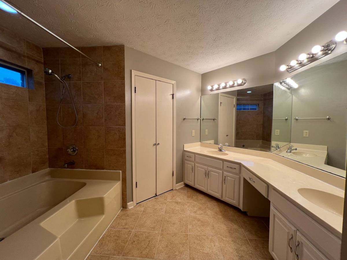 House for rent at 7117 Stamford Court, Montgomery, AL 36117