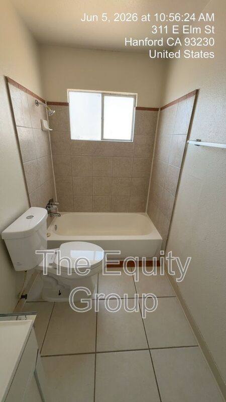 Apartment for rent at 311 E Elm St #7, Hanford, CA 93230