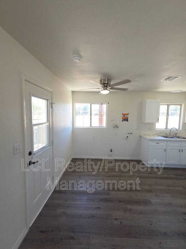 House for rent at 44085 Palm Ave, Hemet, CA 92544