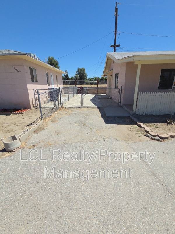 House for rent at 44085 Palm Ave, Hemet, CA 92544