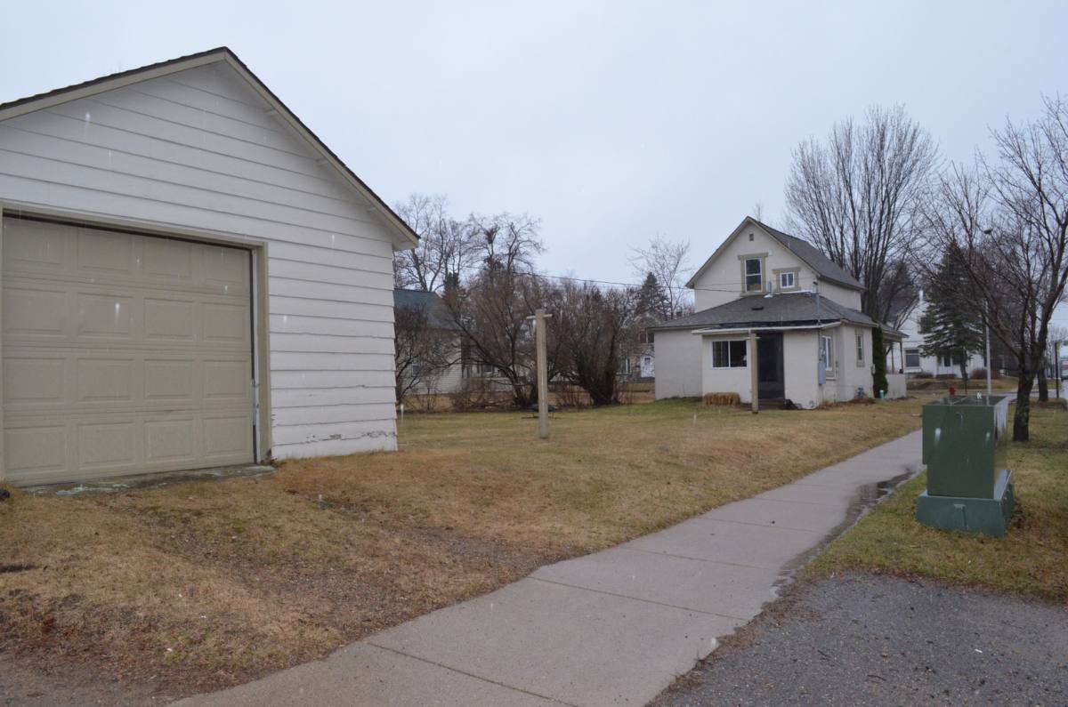 House for rent at 801 S 7th St, Brainerd, MN 56401