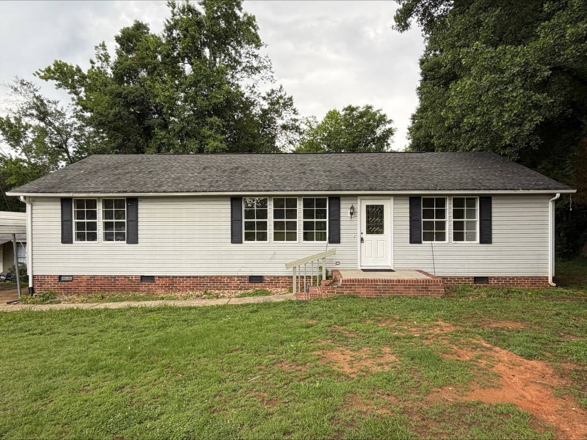 House for rent at 2761 Penny Park Dr, Gastonia, NC 28052
