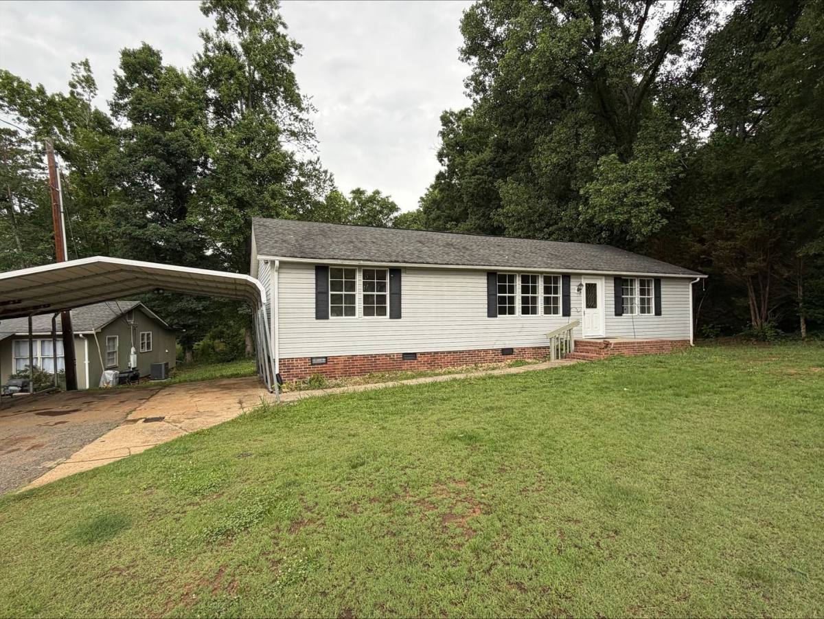 House for rent at 2761 Penny Park Dr, Gastonia, NC 28052