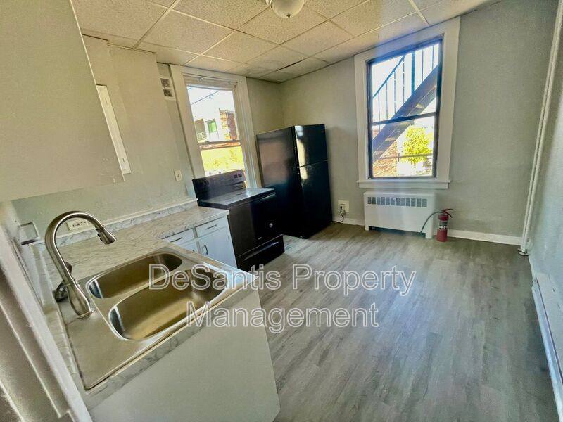 Apartment for rent at 810 Amity St #2, Homestead, PA 15120