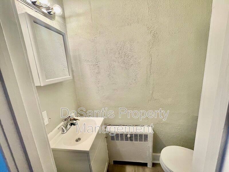 Apartment for rent at 810 Amity St #2, Homestead, PA 15120