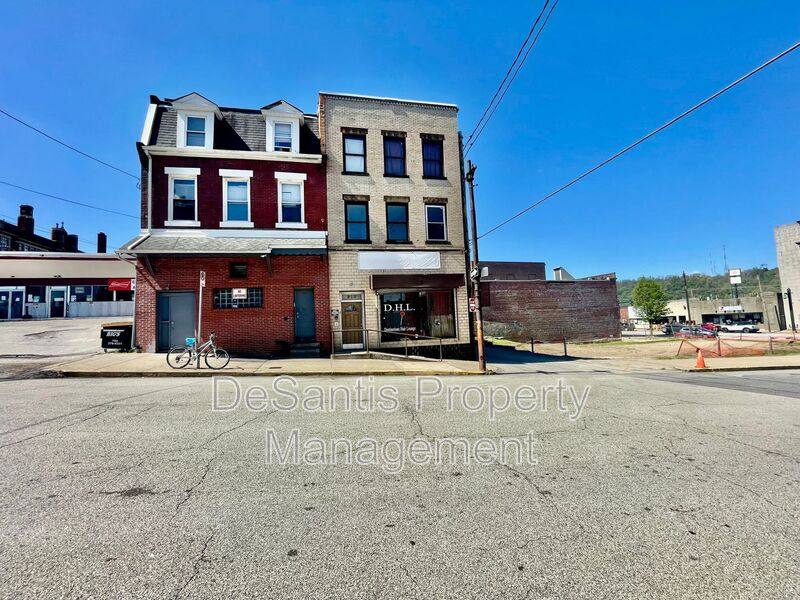 Apartment for rent at 810 Amity St #2, Homestead, PA 15120