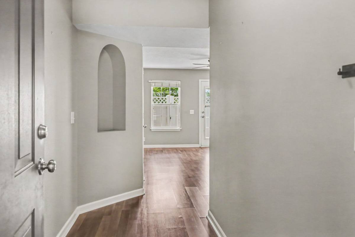 Townhouse for rent at 220 Buck Run Dr, Nashville, TN 37214