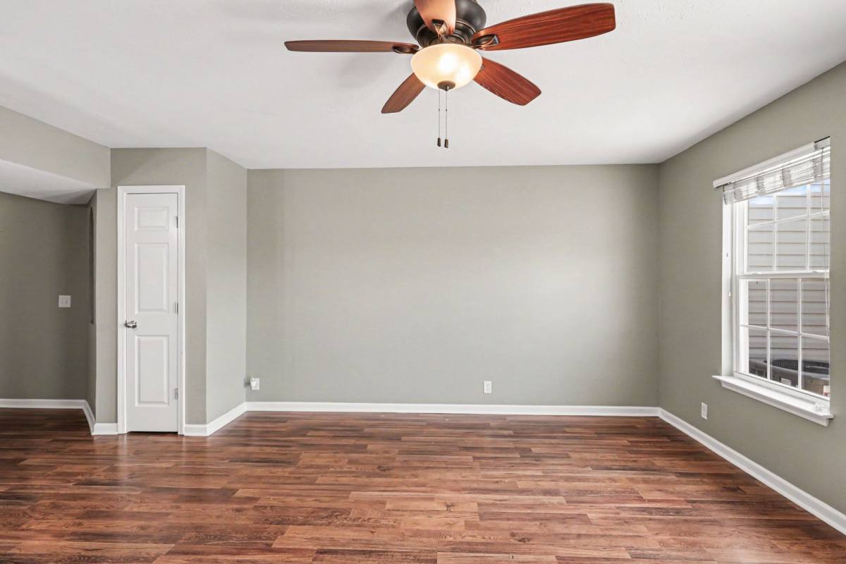 Townhouse for rent at 220 Buck Run Dr, Nashville, TN 37214