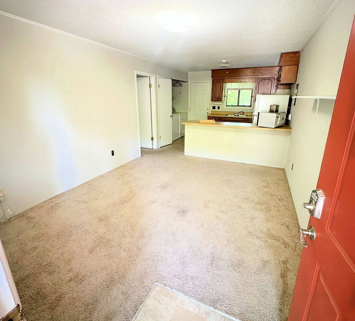 Apartment for rent at 814 Creekside Dr, Clemson, SC 29631