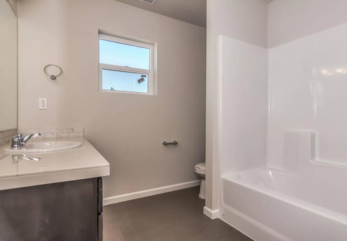 House for rent at 20527 SE Cameron Ave, Bend, OR 97702
