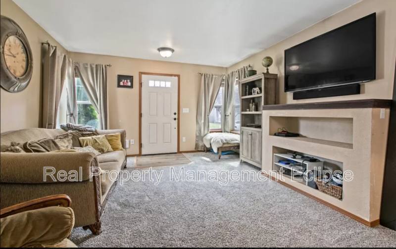 House for rent at 2406 103rd Dr SE, Lake Stevens, WA 98258