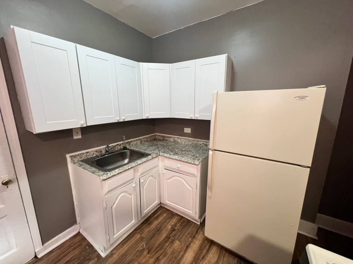 Apartment for rent at 1119 E State St, Trenton, NJ 08609