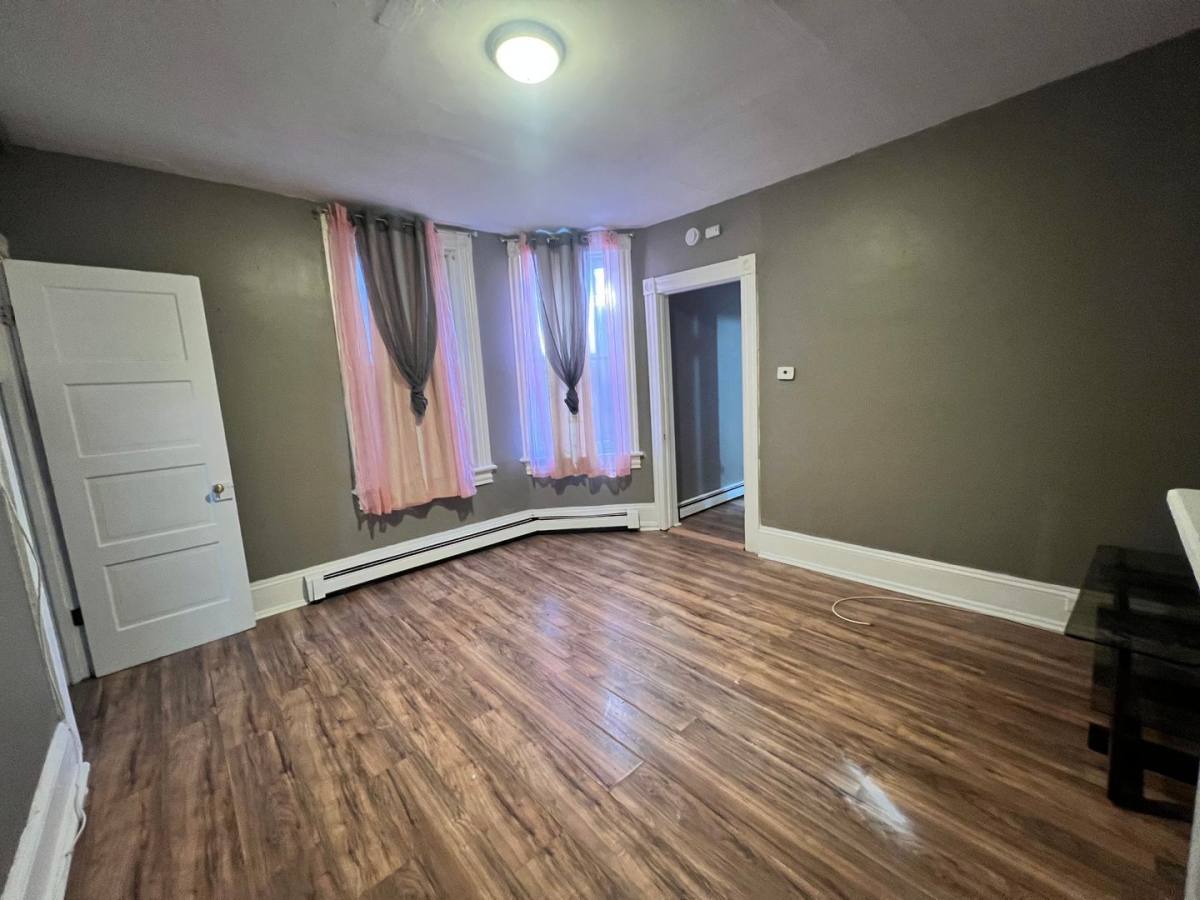 Apartment for rent at 1119 E State St, Trenton, NJ 08609