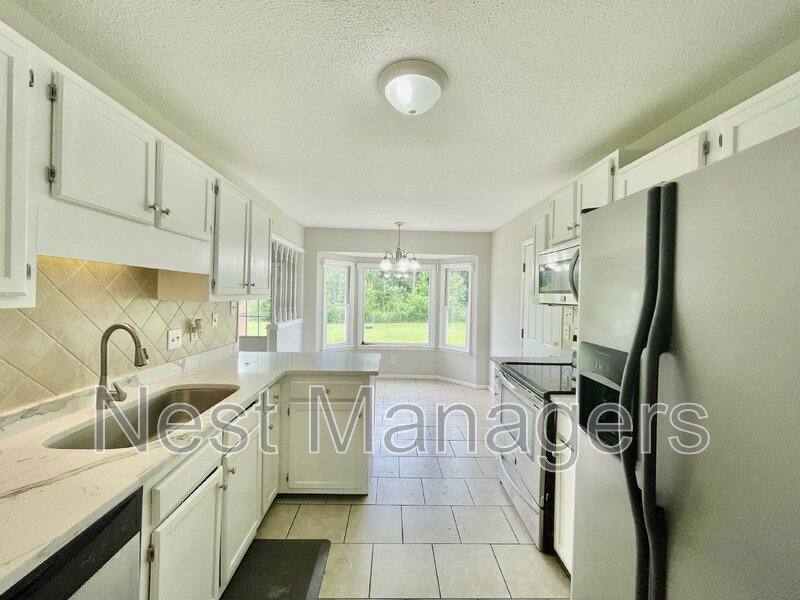 House for rent at 6732 Vaughn Rd, Fayetteville, NC 28304