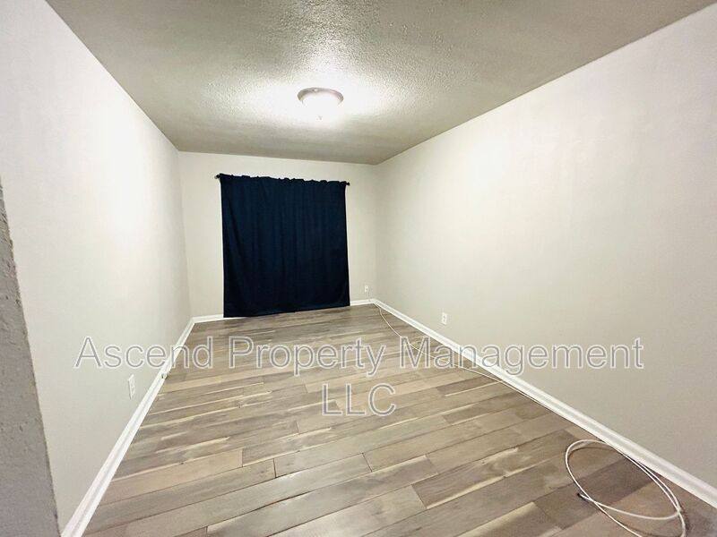 Apartment for rent at 217 Sequoia Dr #B, Chattanooga, TN 37411