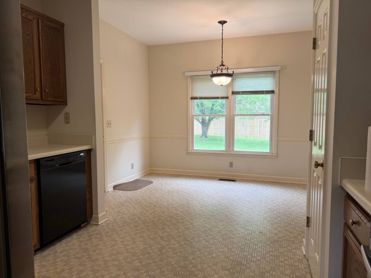 House for rent at 7033 Northridge Dr, Nashville, TN 37221