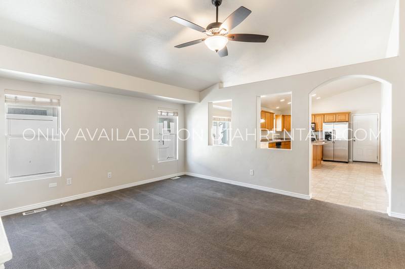 House for rent at 12461 S Mayan St, Herriman, UT 84096