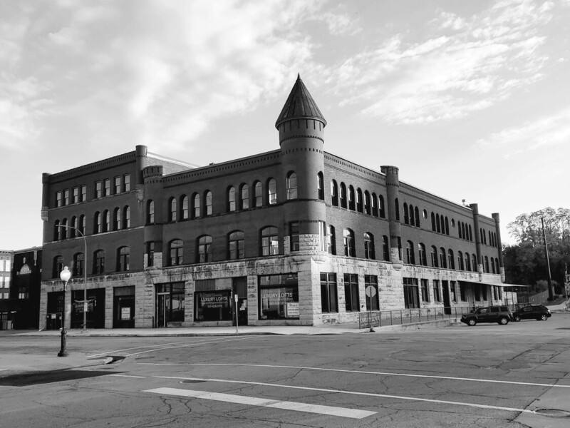 Apartment for rent at 116 N 5th St #205, Burlington, IA 52601