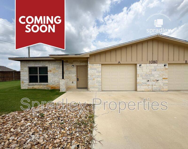 Apartment for rent at 1080A Hibiscus Dr, Belton, TX 76513