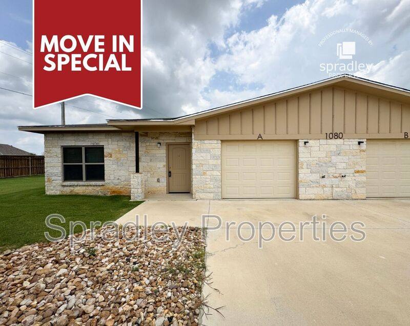 Townhouse for rent at 1080A Hibiscus Dr, Belton, TX 76513