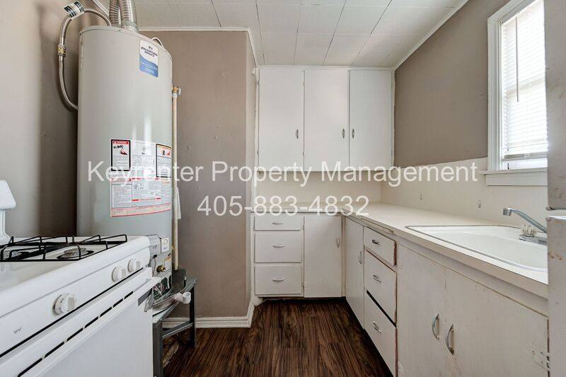 Apartment for rent at 316 SW 27th St #4, Oklahoma City, OK 73109