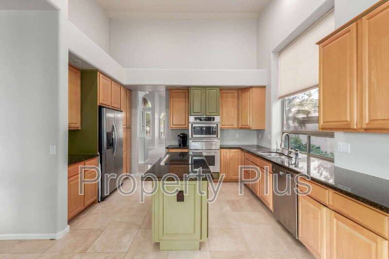 House for rent at 12591 E Paradise Dr, Scottsdale, AZ 85259