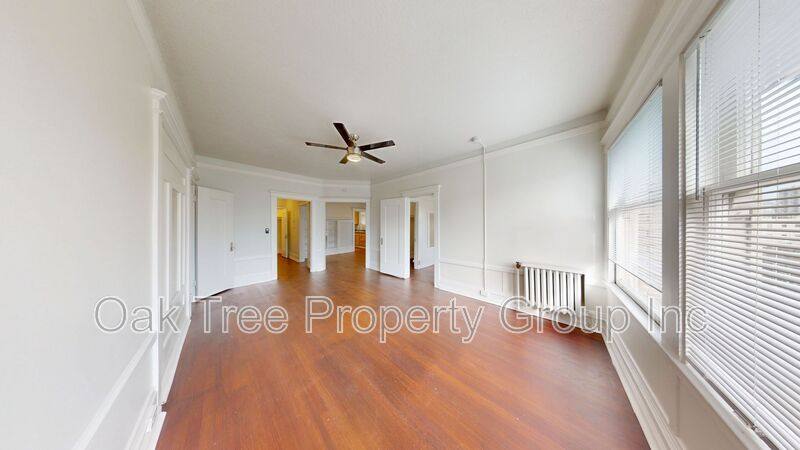 House for rent at 1425 Harrison St #325, Oakland, CA 94612