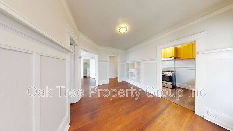 House for rent at 1425 Harrison St #325, Oakland, CA 94612