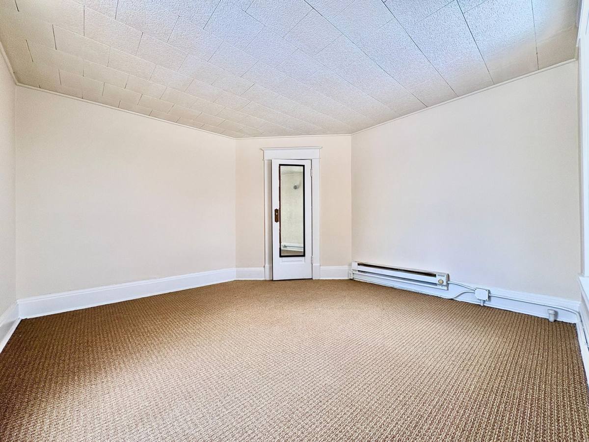 Apartment for rent at 1425 Miami St, South Bend, IN 46613