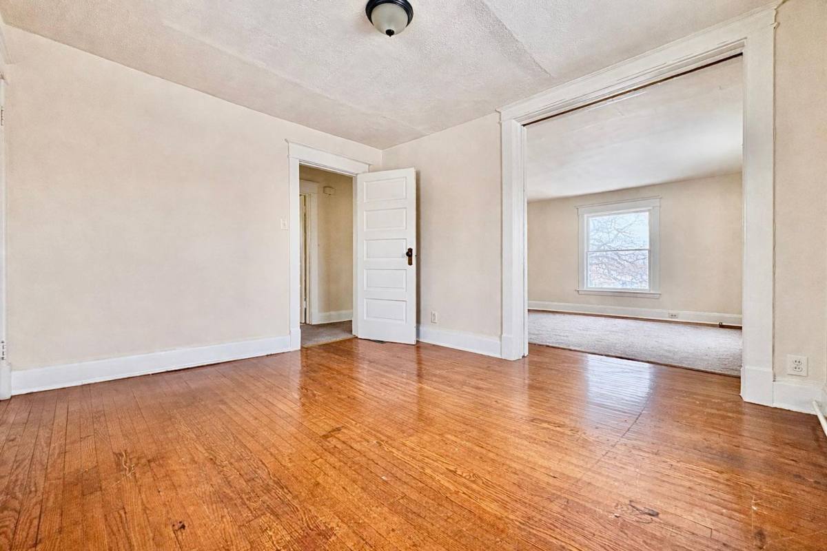 Apartment for rent at 1425 Miami St, South Bend, IN 46613
