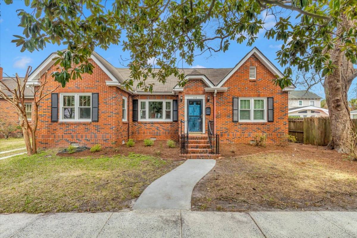 House for rent at 308 E 55th St, Savannah, GA 31405