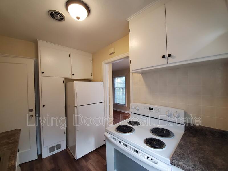 Apartment for rent at 314 S 47th St, Lincoln, NE 68510