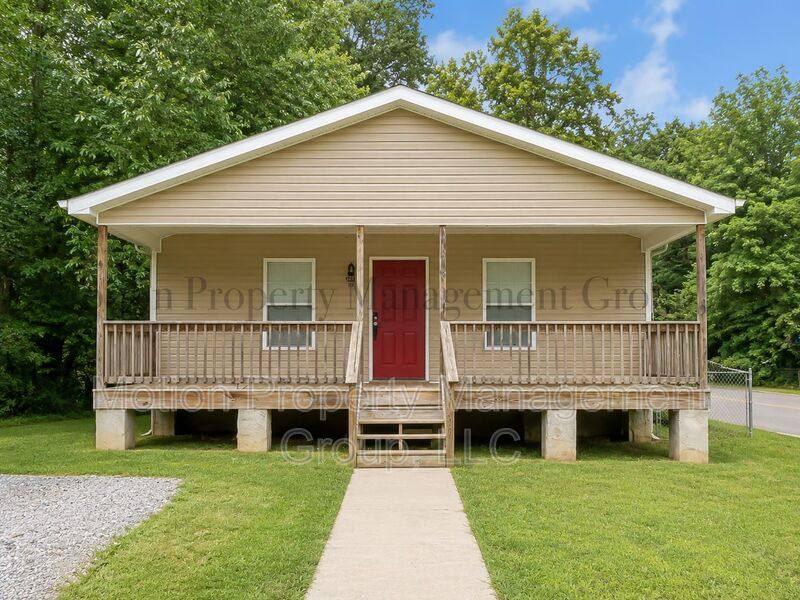 House for rent at 1816 S Holly St, Chattanooga, TN 37404
