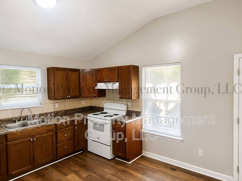 House for rent at 1816 S Holly St, Chattanooga, TN 37404