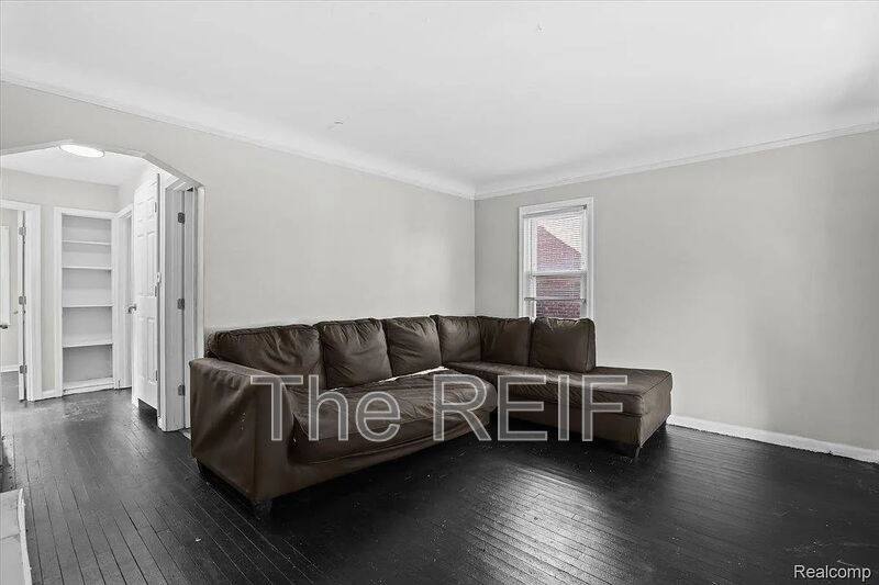 House for rent at 20045 Greenlawn St, Detroit, MI 48221