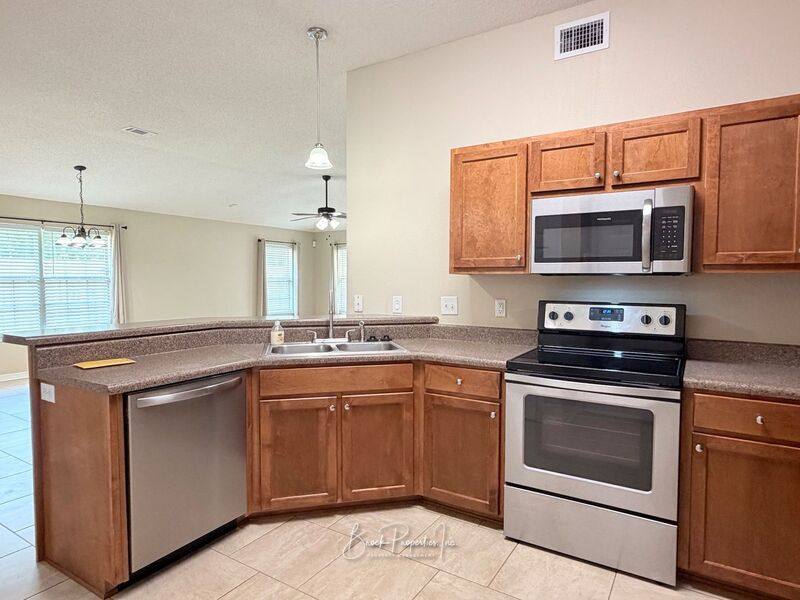 House for rent at 4718 Lemoyne Vista, Milton, FL 32570