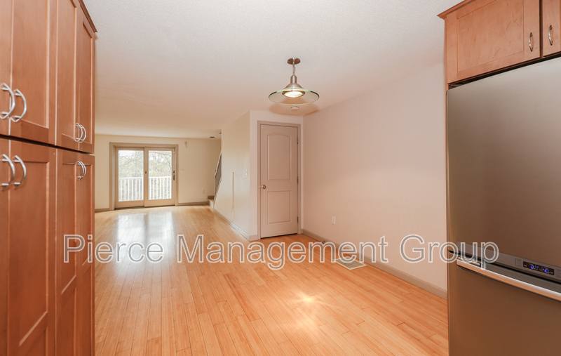 Townhouse for rent at 6 Pleasant St #C8, Hooksett, NH 03106