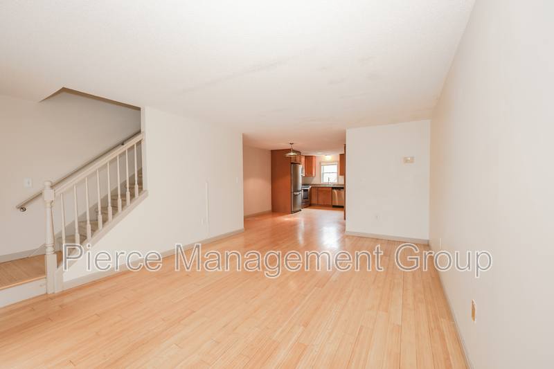 Townhouse for rent at 6 Pleasant St #C8, Hooksett, NH 03106