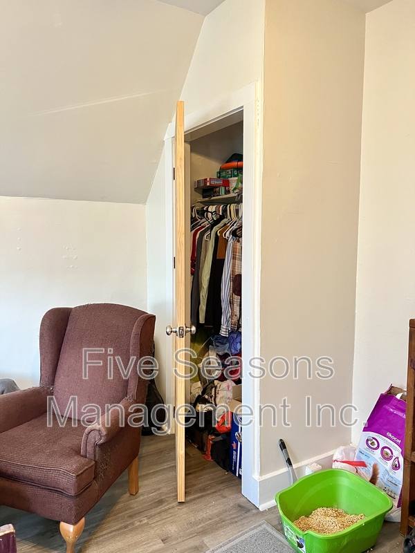 Apartment for rent at 19 Grant St #6, Burlington, VT 05401