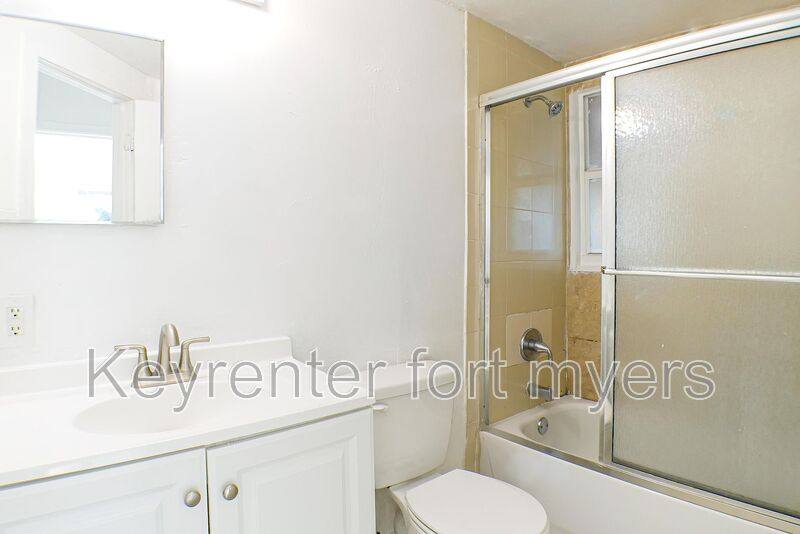 Apartment for rent at 3042 Douglas Ave, Fort Myers, FL 33916